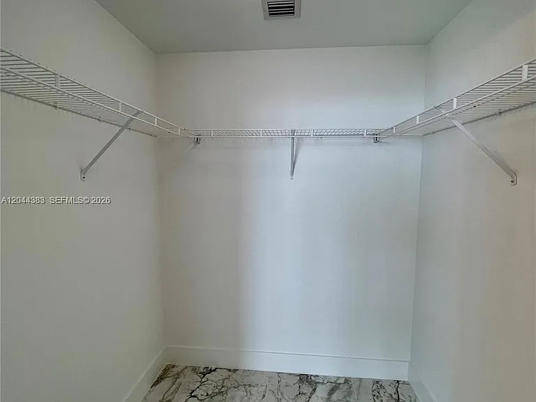 253 NE 2nd St #2409 — Photo 27