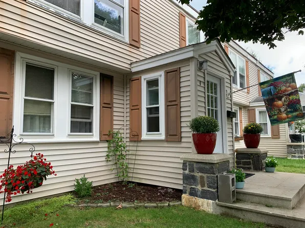 1 Windorf Circle, Brunswick, ME 04011