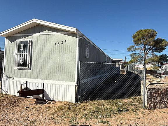 5th image of 5835 Sun Court Cir