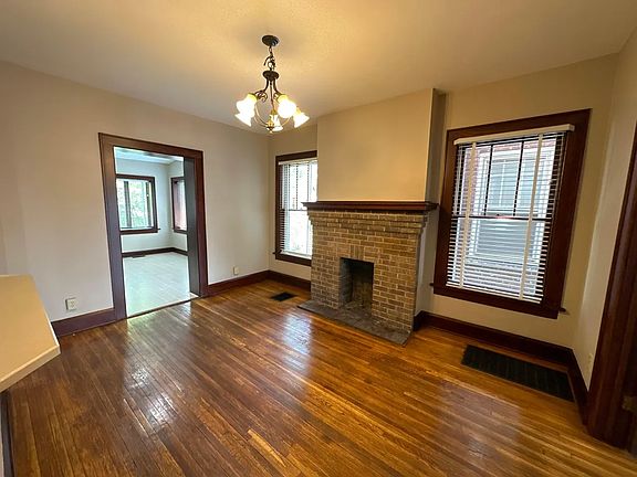 3rd image of 2880 N High St #2880