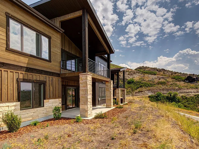 11091 N Shoreline Dr — Photo 31