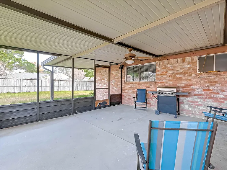 19610 Mallard Lake Ln — Photo 14