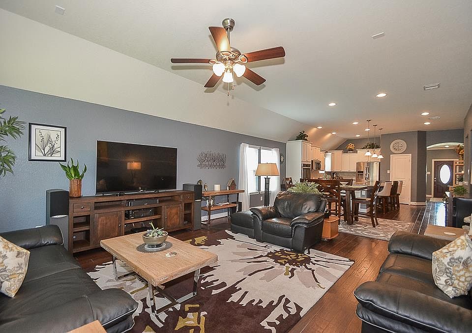 1st image of 30220 Live Oak Way