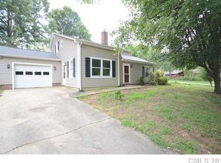 2998 Chestnut Rd, Lincolnton, NC 28092