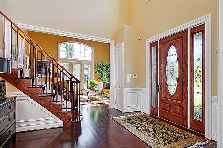 2nd image of 35 Old Stevens Ln