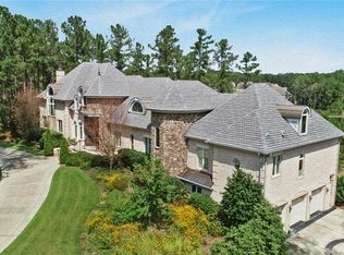 52 Broadlake Ln, Spring Lake, NC 28390