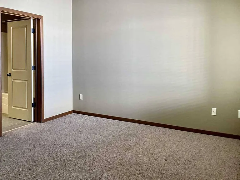 Villas of Omaha at Butler Ridge — Photo 101