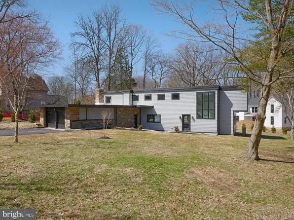 410 Sandy Bank Rd, Media, PA 19063