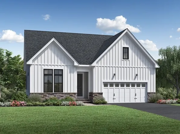 26 Barnes Blvd #33, Hudson, MA 01749