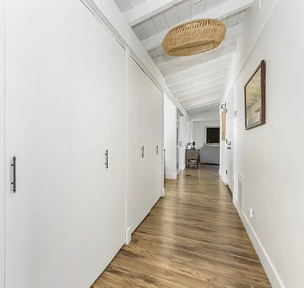 620 Temple Hills Dr — Photo 19