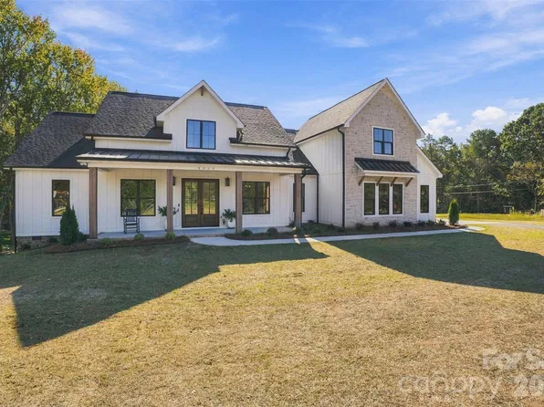 509 Simpson Rd, Locust, NC 28097