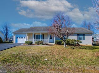 124 Orchid Ln, Falling Waters, WV 25419