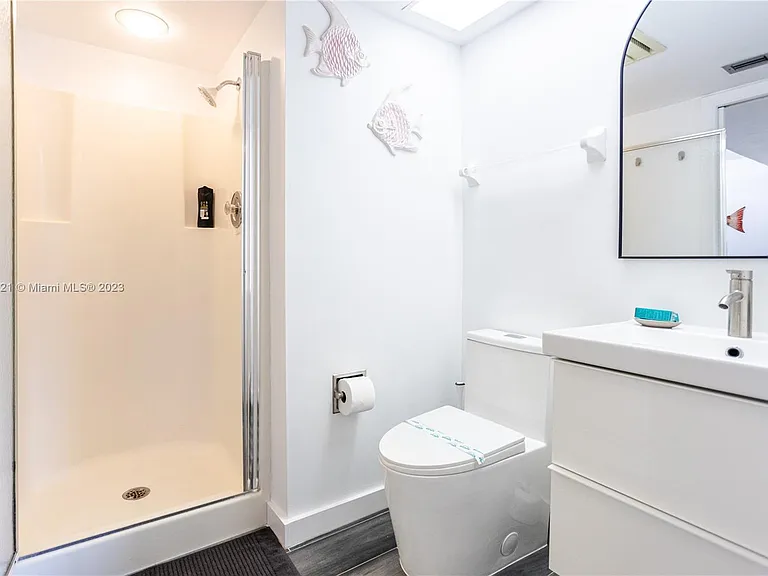 500 N Francisco St #234 — Photo 18