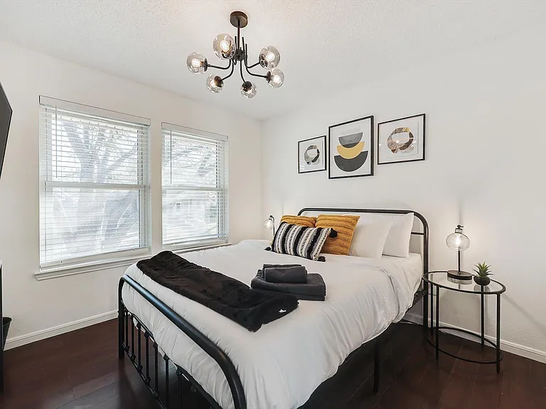 2033 Spring Mills Rd #2033 — Photo 31