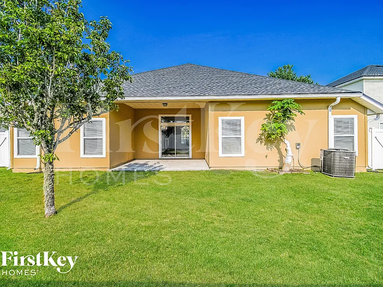 2402 Bentshire Dr — Photo 14