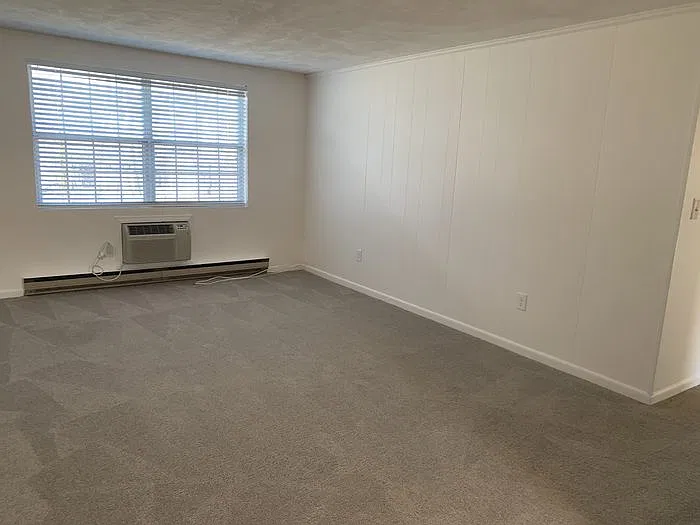 2 bed, 1.0 bath, 825 sqft, $2,100 — Photo 3