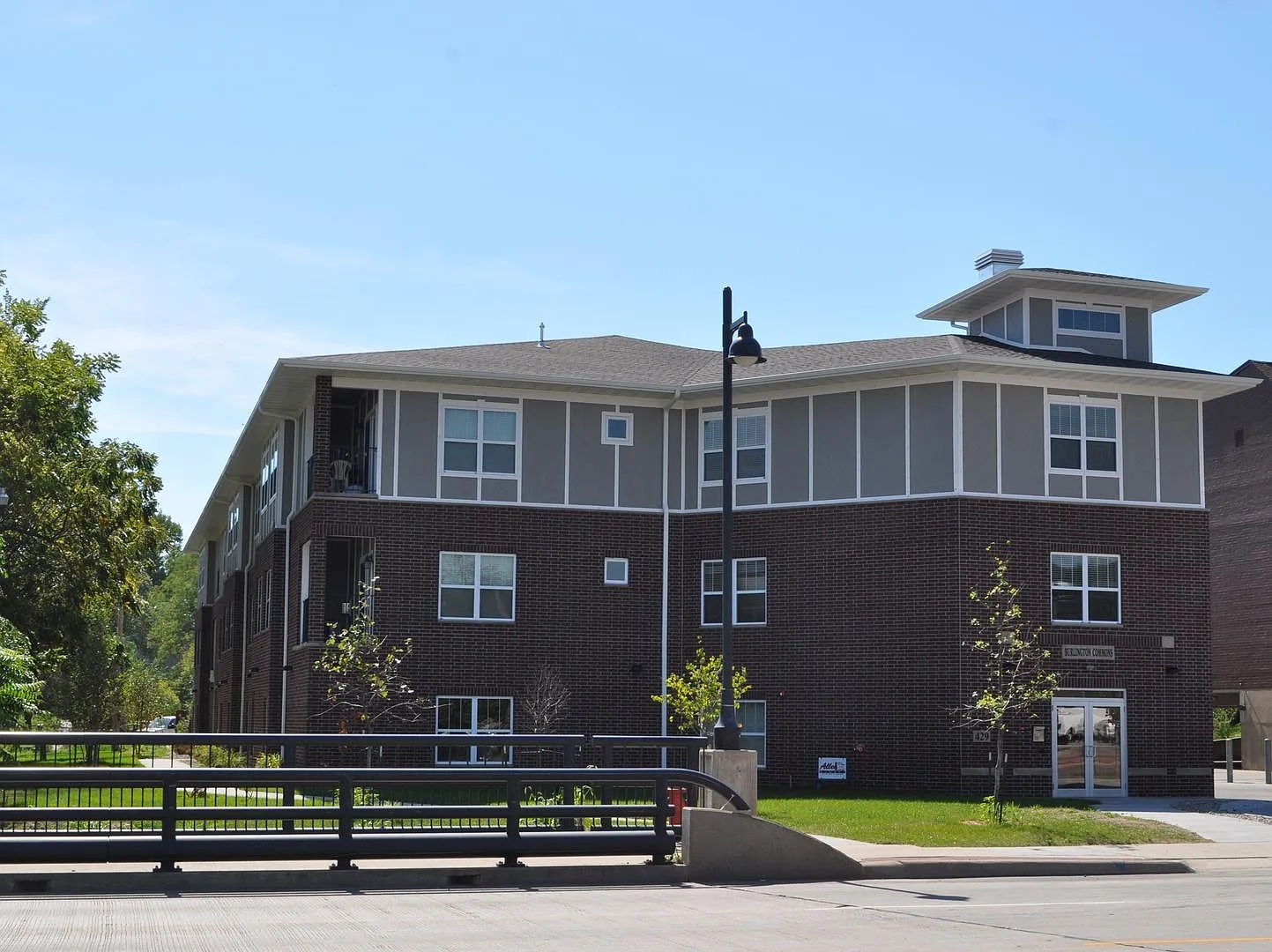 Burlington Commons — Photo 2
