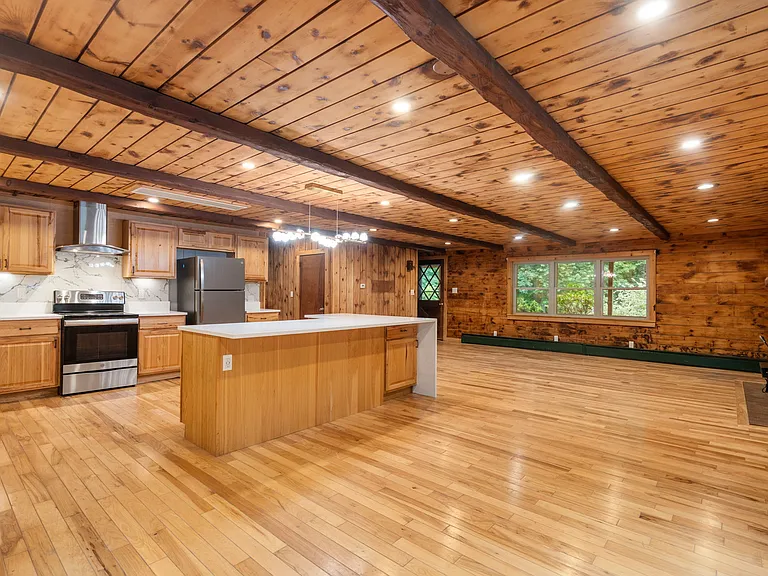 56 Parmenter Ln — Photo 11