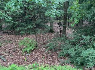 70 Woodland Rd, Albrightsville, PA 18210