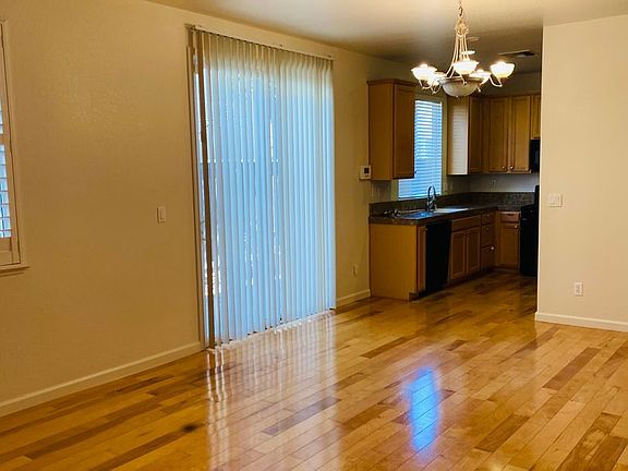 3rd image of 8231 Crystal Walk Cir