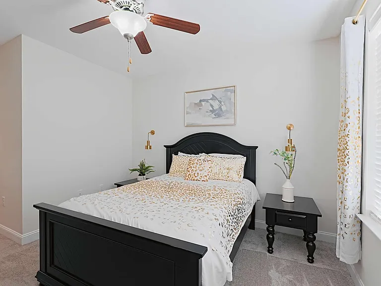 Alcove Garner — Photo 70