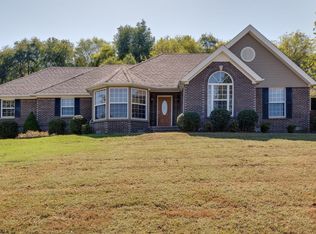 1775 V P Lunn Dr, Spring Hill, TN 37174