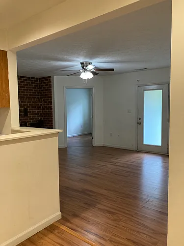 4002 Governors Sq #3 Photo 1