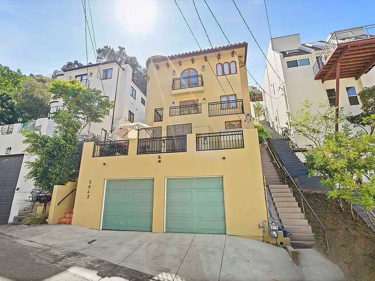 9842 Portola Dr — Photo 46