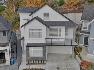 4217 Old Clayburn Rd #11, Abbotsford, BC V3G0H7