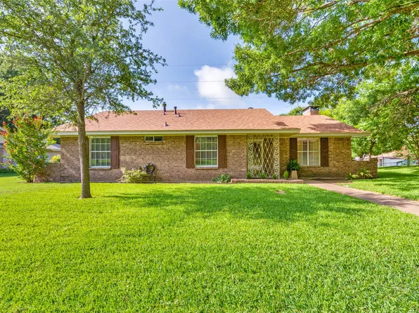 330 Shockley Ave, Desoto, TX 75115