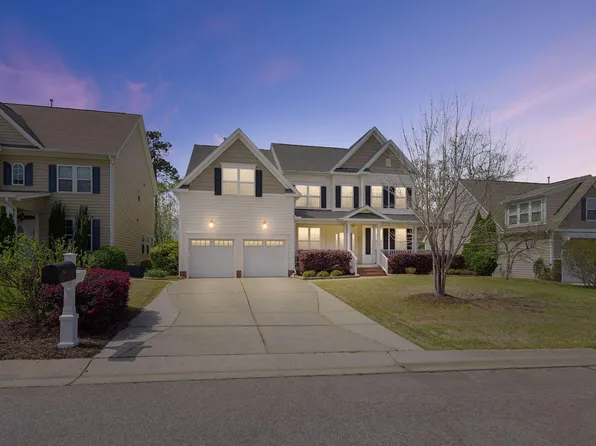 225 Muses Mill Ct, Holly Springs, NC 27540