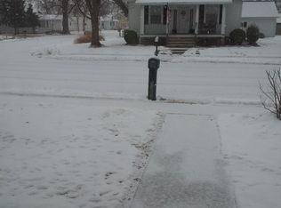 219 N 3rd St, New Baden, IL