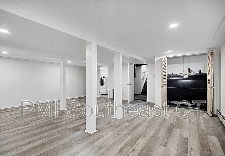 51 Lake Ave — Photo 28