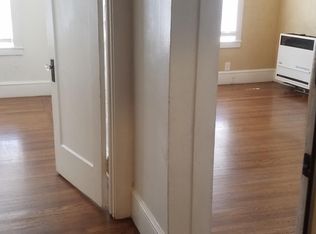 1911 40th Ave APT 1, Oakland, CA 94601