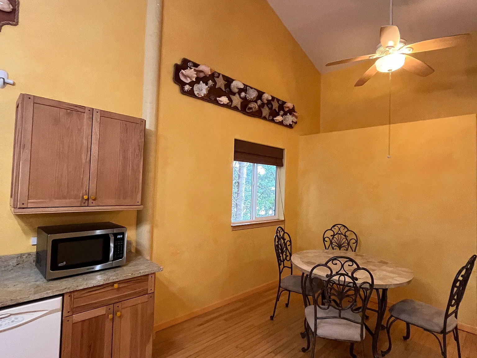 1 bed, $1,800 — Photo 2