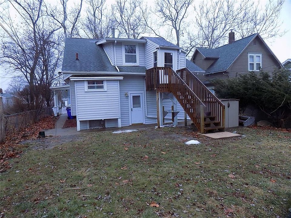 2nd image of 1360 I Ave NE