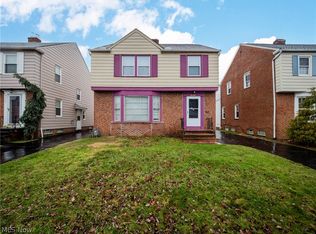 4482 Baintree Rd, University Heights, OH 44118