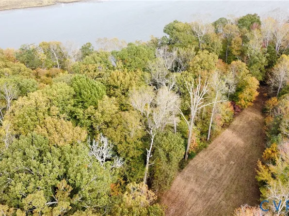 7 Scotland Landing Rd #7, West Pt, VA 23181