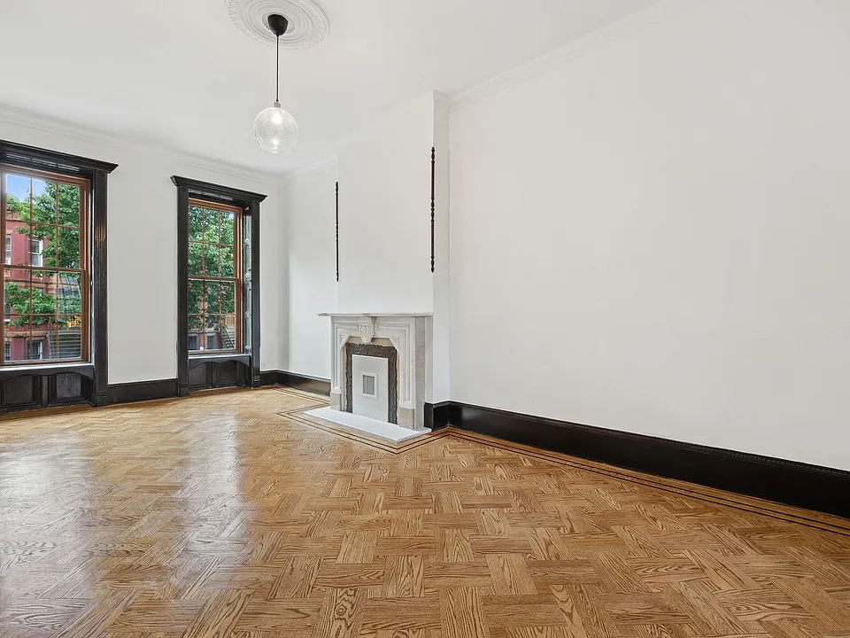 329 Decatur St #1C