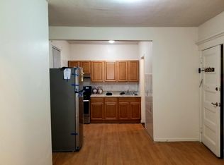 7805 81st St APT 2F, Glendale, NY 11385