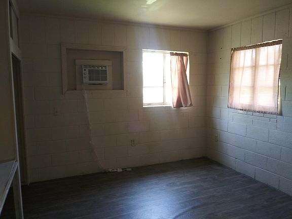 3rd image of 804 N 1st St