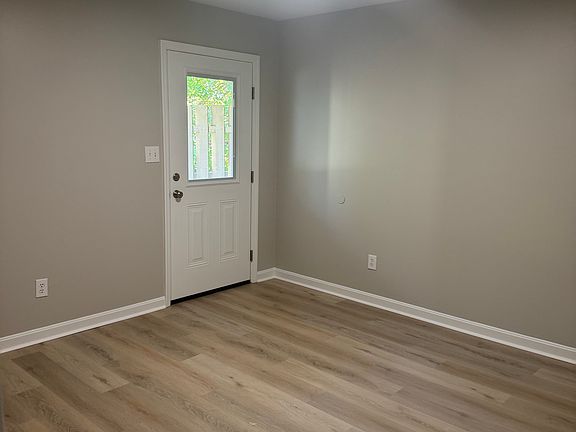 4th image of 269 N Keeneland Dr #3