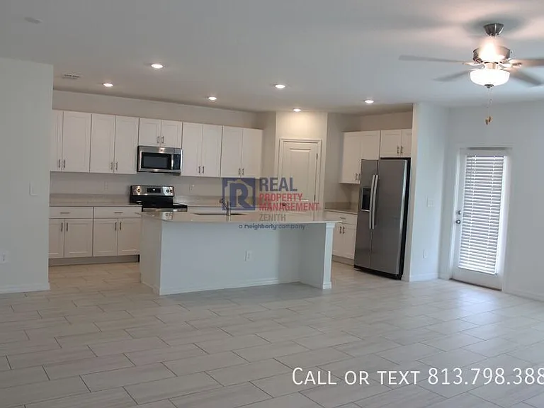 11571 Radiant Shore Loop — Photo 8
