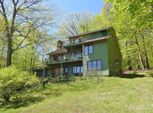 410 Petersburg Rd, Williamstown, MA 01267