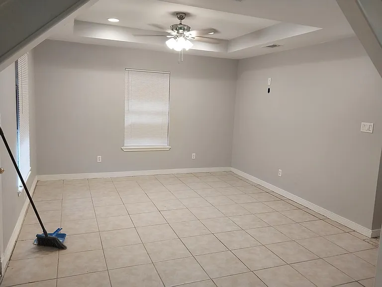 3114 S Westgate Dr — Photo 8