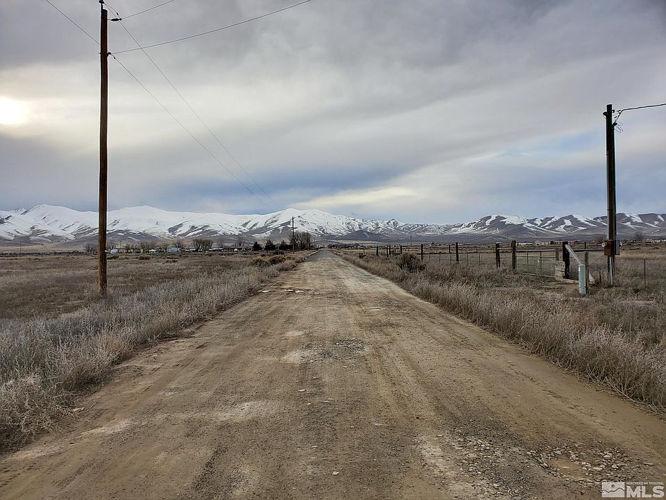 2nd image of 6375 Paradise Ranchos Dr
