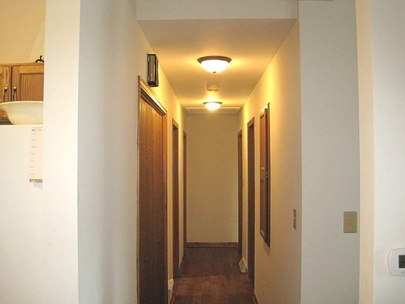 5th image of 889 Pine Hill Dr