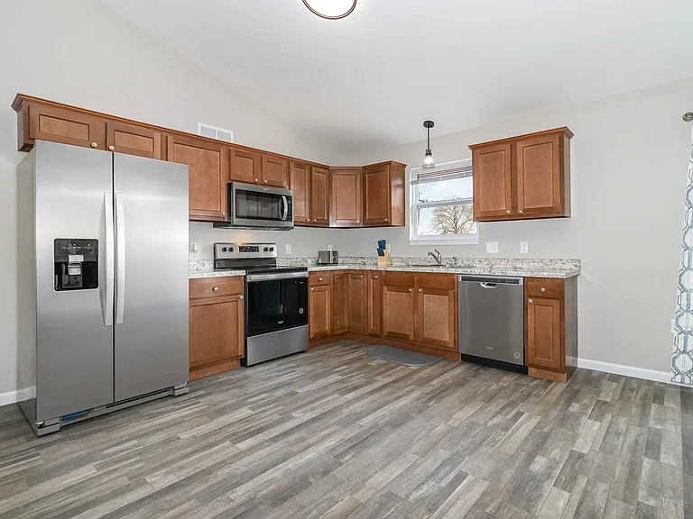 10 E Persimmon Dr — Photo 7