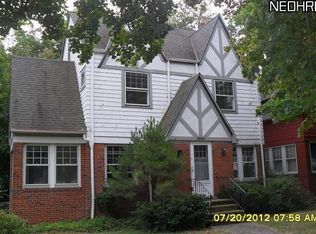 3962 Bluestone Rd, Cleveland Heights, OH 44121