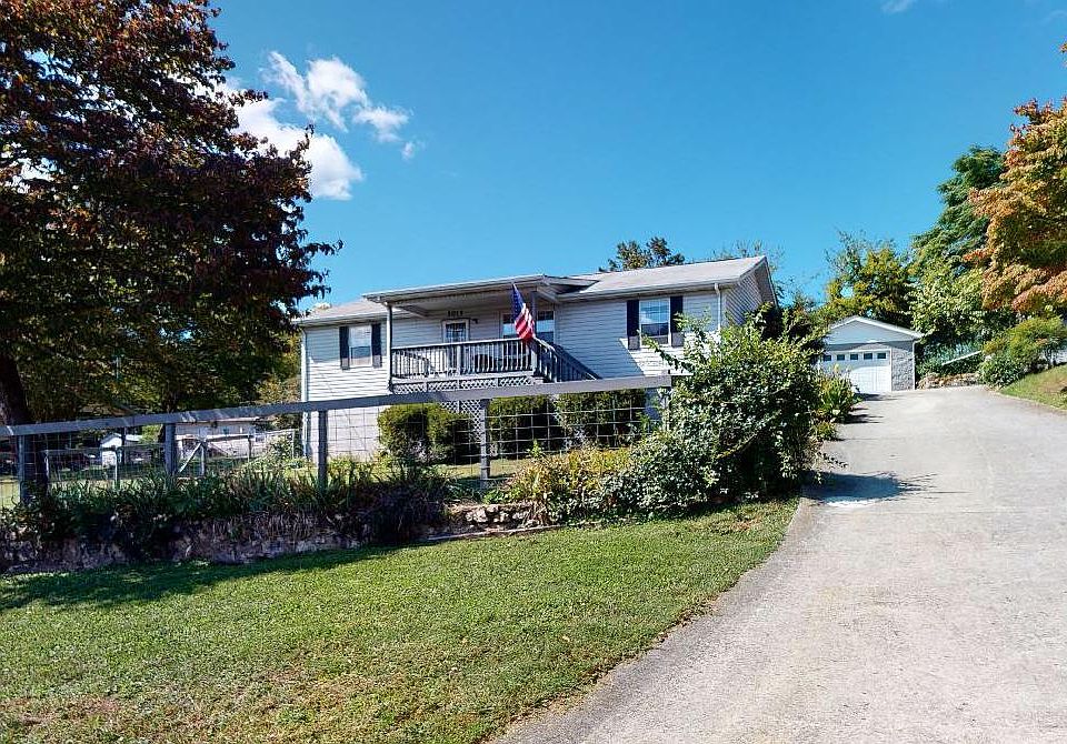 1st image of 5013 Woodglen Dr